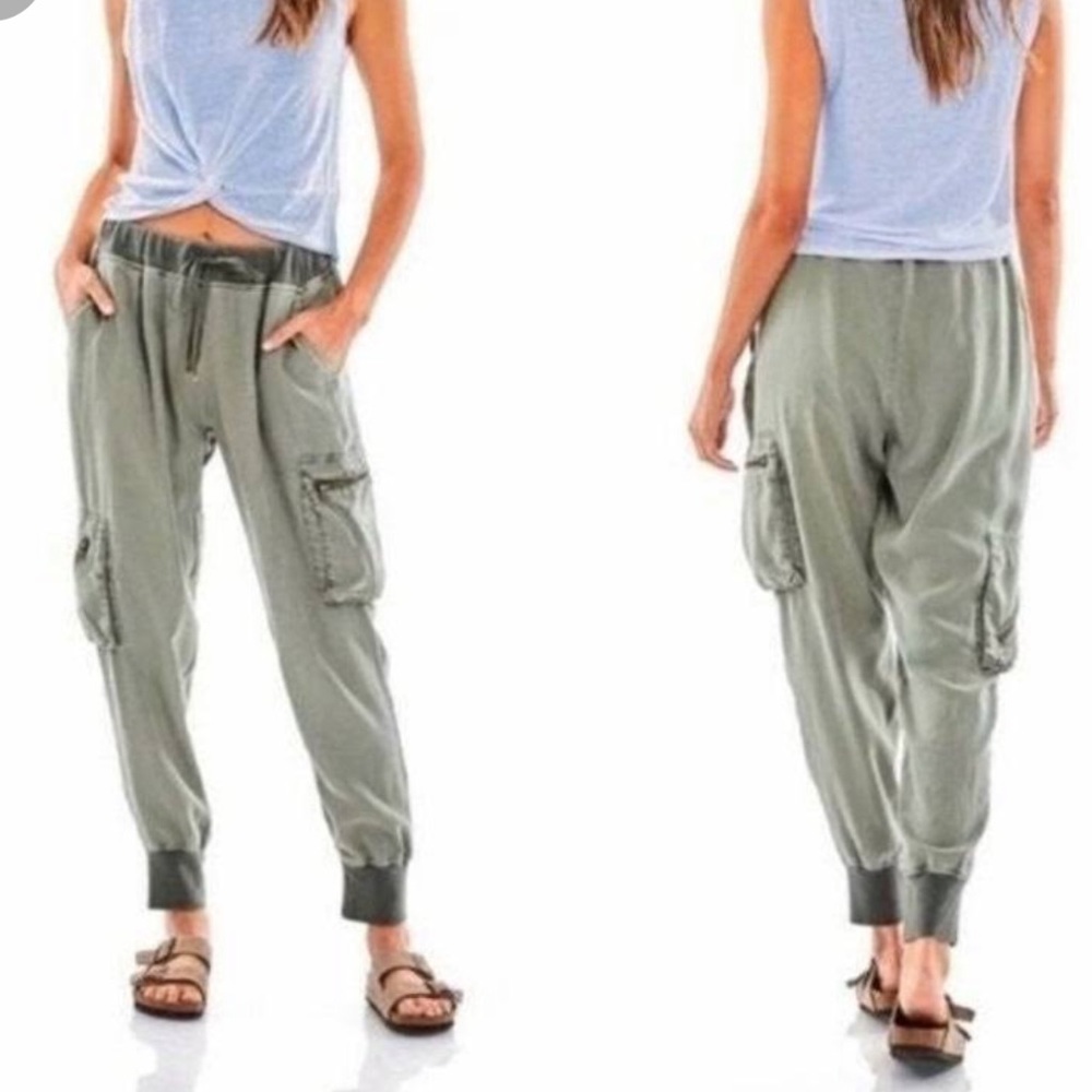 Young Fabulous & Broke Cargo Joggers